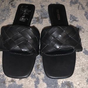 Black Braided design single band slide sandals